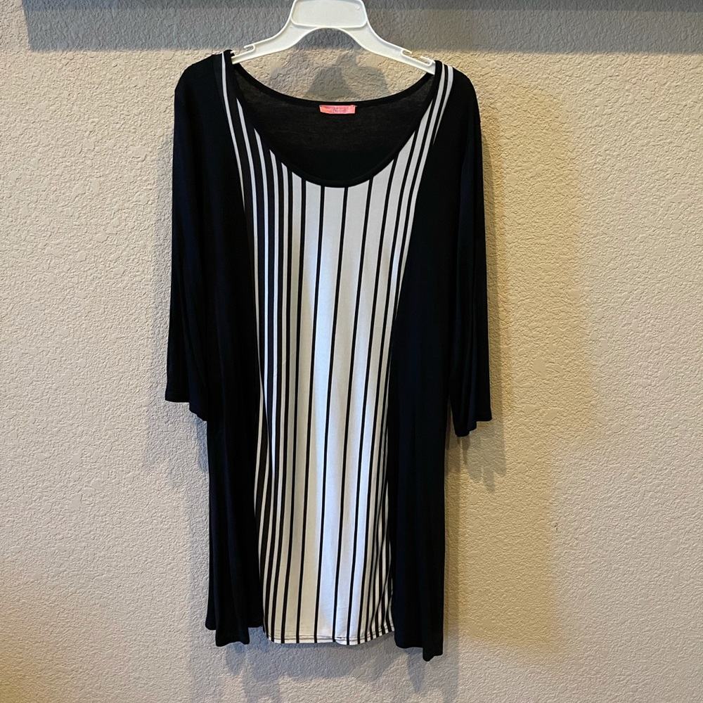 Simply Aster scoop neck tunic. 2xl. EUC.